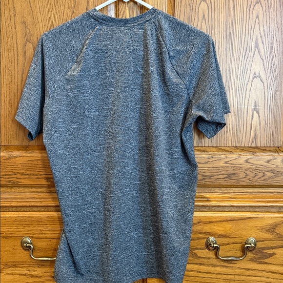 Nike swim Heather Gray Performance Tee - Picture 2 of 3